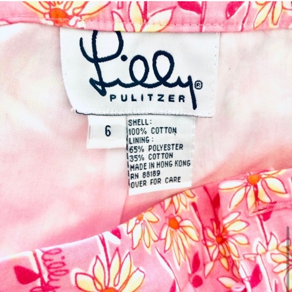 LILLY PULITZER High Waisted, Kelly
Short, pink/yellow flowers - Picture 5 of 7